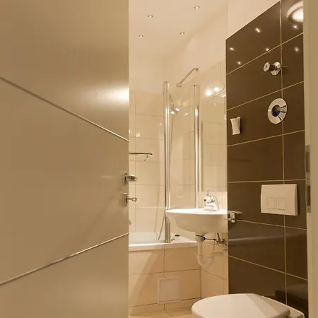 Ada Homes B16 Брашов